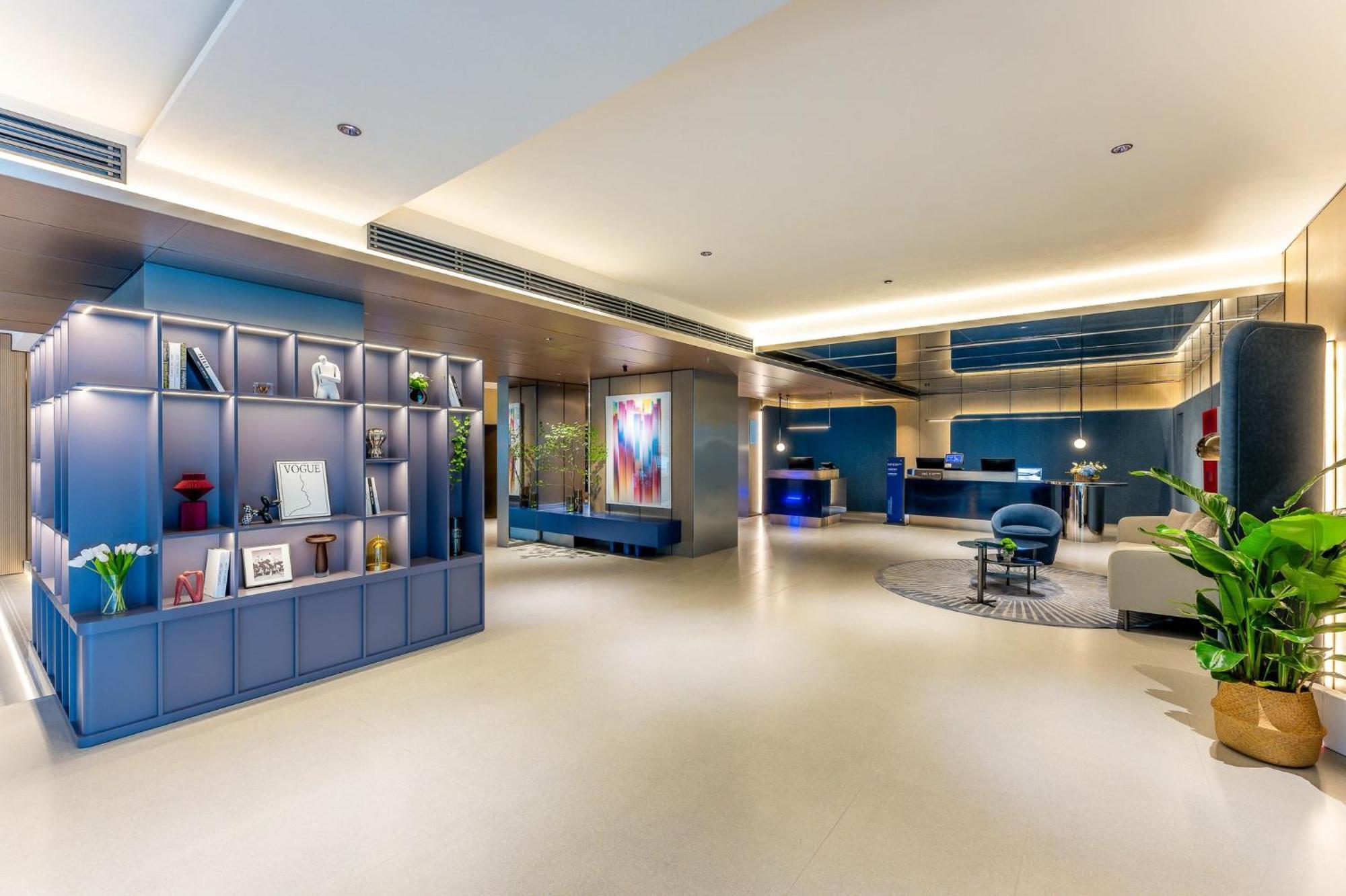 Holiday Inn Express Shanghai Jing'An Temple By Ihg מראה חיצוני תמונה