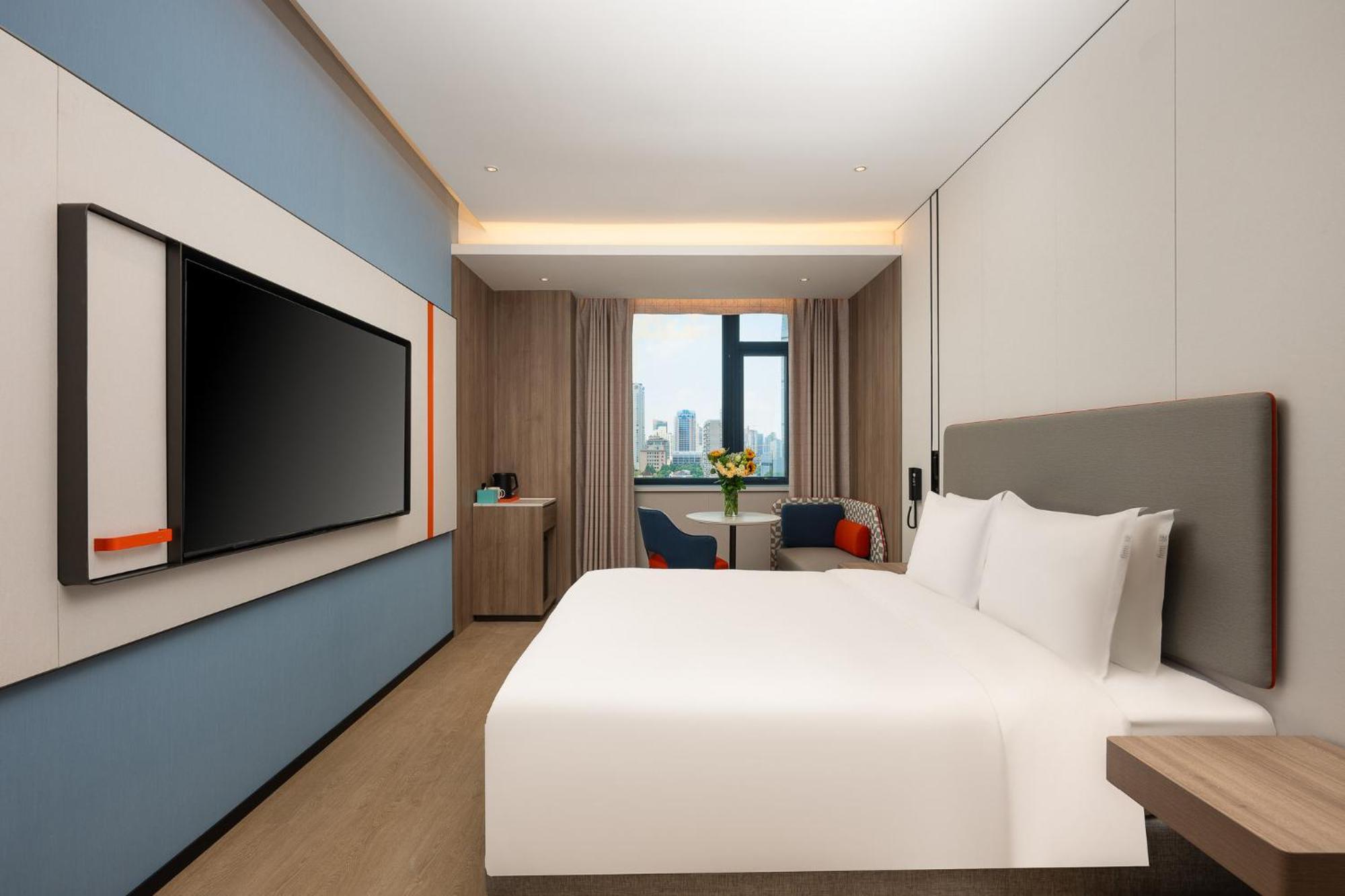 Holiday Inn Express Shanghai Jing'An Temple By Ihg מראה חיצוני תמונה