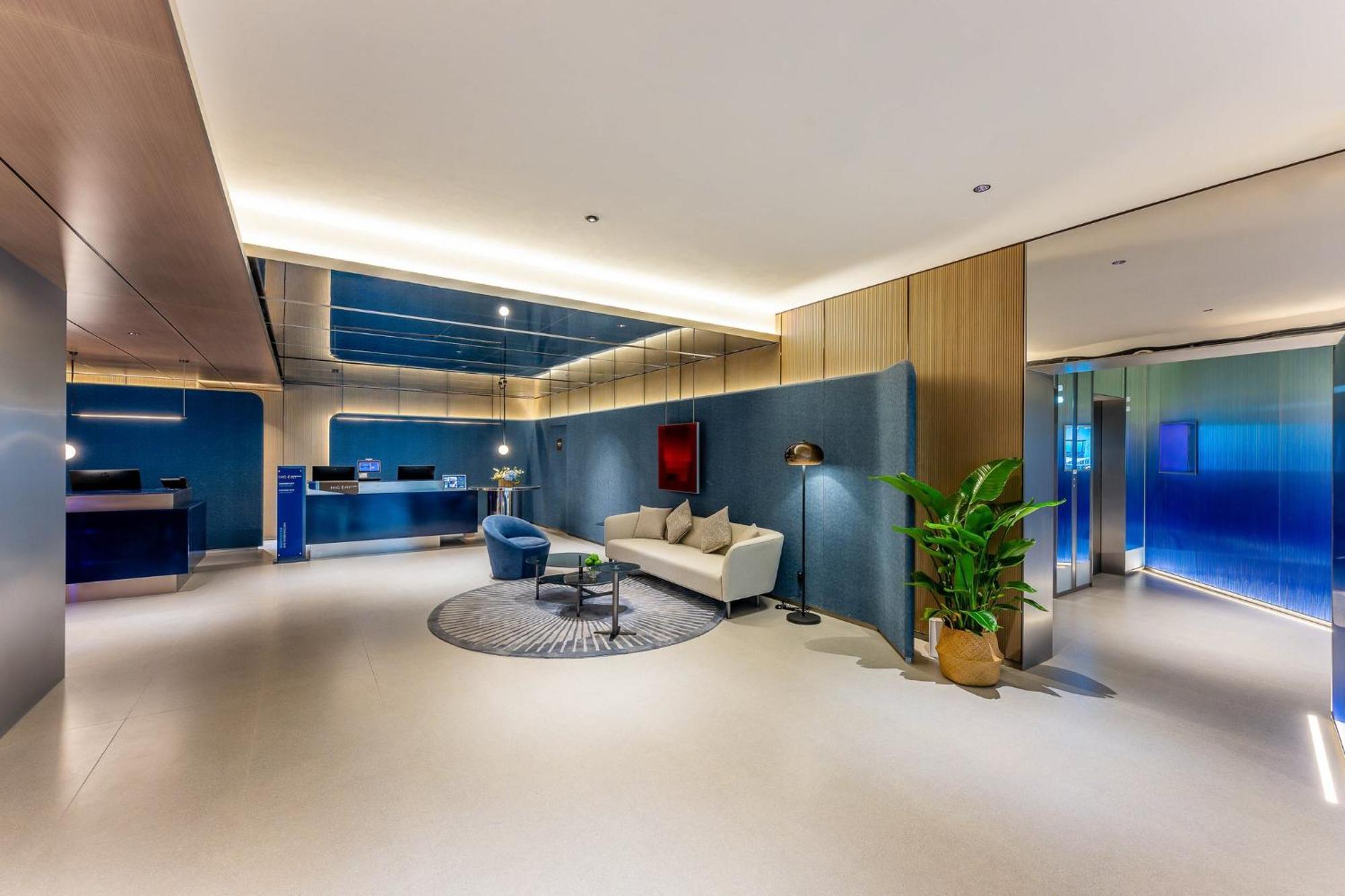 Holiday Inn Express Shanghai Jing'An Temple By Ihg מראה חיצוני תמונה